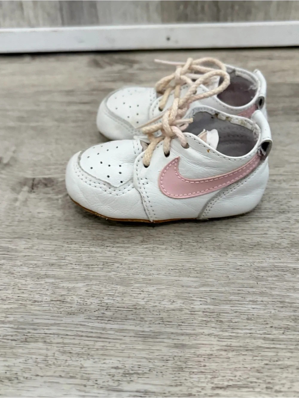 Vintage Nike Baby Crib Shoes White Pink Leather Infant